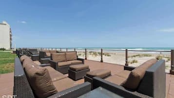 Condo, Multiple Beds, Patio, Garden View (Bahia Mar 418) | Property grounds