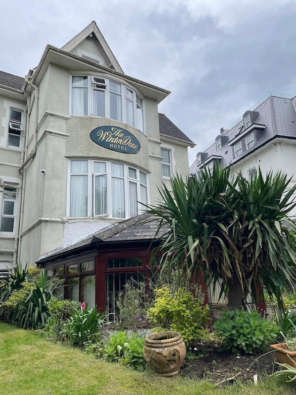Exterior - Winter Dene Hotel Beachside (Bournemouth)