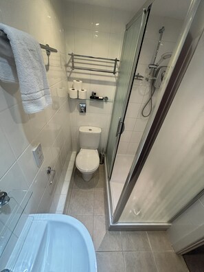 Bathroom - Winter Dene Hotel Beachside (Bournemouth)