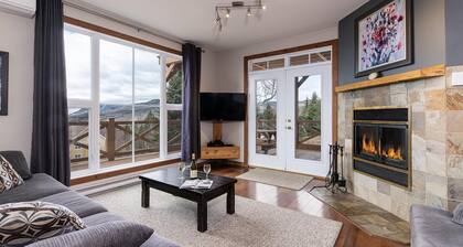 Condo 120B: Hot Tub Views & Winter Comfort