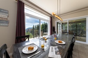 Dining - Phoenix 75: Hot Tub, River Views & Pool Table (Charlevoix)