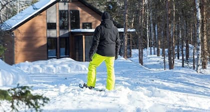 Boréa 10: Ski, Hot Tub & 12 km of Snowshoeing