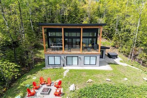 Exterior - Onyx 150: Winter Views, Hot Tub & Fireplace (Les Éboulements)