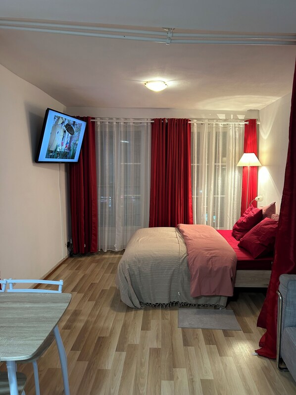 1 Schlafzimmer, Bügeleisen/Bügelbrett, kostenloses WLAN, Bettwäsche