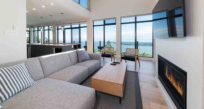 Quai Perché: Panoramic Views, Hot Tub & Fireplace