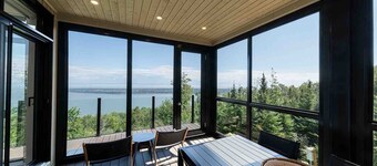 Quai Perché - Forest Escape, River views & Hot Tub