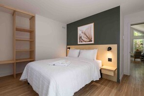 3 Schlafzimmer, Bügeleisen/Bügelbrett, WLAN