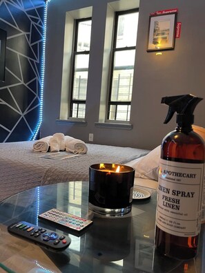 3 bedrooms, desk, iron/ironing board, WiFi