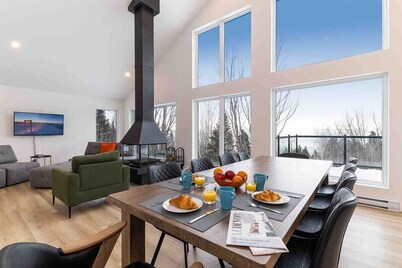 Le Chaleureux 61: River Views & Pet-friendly