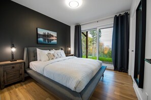 4 habitaciones, tabla de planchar con plancha y wifi 
