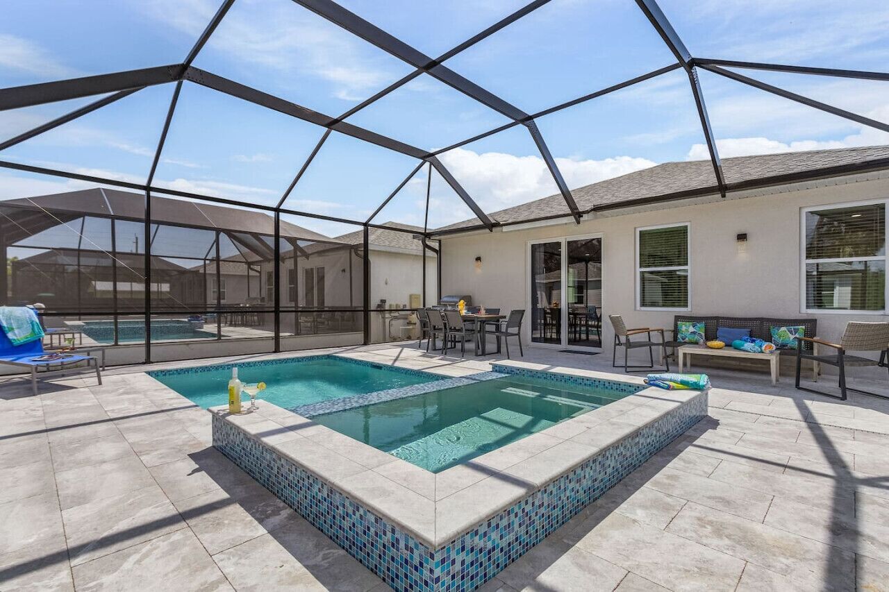 Casa Rio! Modern Pool/Spa Home!