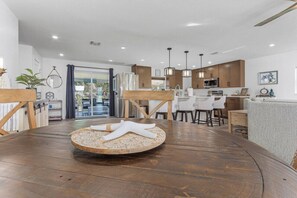 Dining - Beachy Blue Getaway! (Bonita Springs)