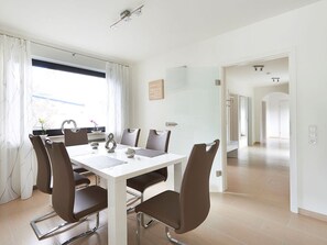 Dining - Rheinflair Comfortable Holiday Residence (Kamp-Bornhofen)