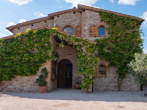 House | Exterior