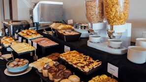 Tägliches inbegriffenes Frühstücksbuffet