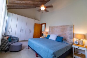 2 Schlafzimmer, Schreibtisch, Bügeleisen/Bügelbrett, kostenloses WLAN