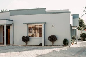 Exterior - L Square Villa Park
(Basihaya)