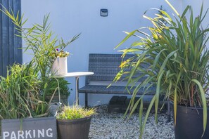 Terrace/patio - 2 Bed in Horns Cross (oc-l29271) (Buck's Mills)