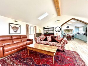 TV, fireplace - 2 Bed in Witheridge (oc-b29206) (Witheridge)