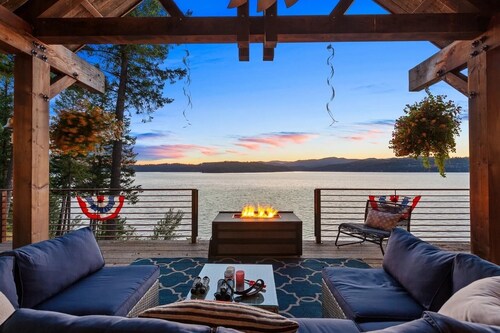 Lake Retreat: Skyfall Ranch! Located on Lake Coeur d'Alene