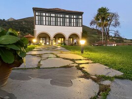 Fachada da propriedade