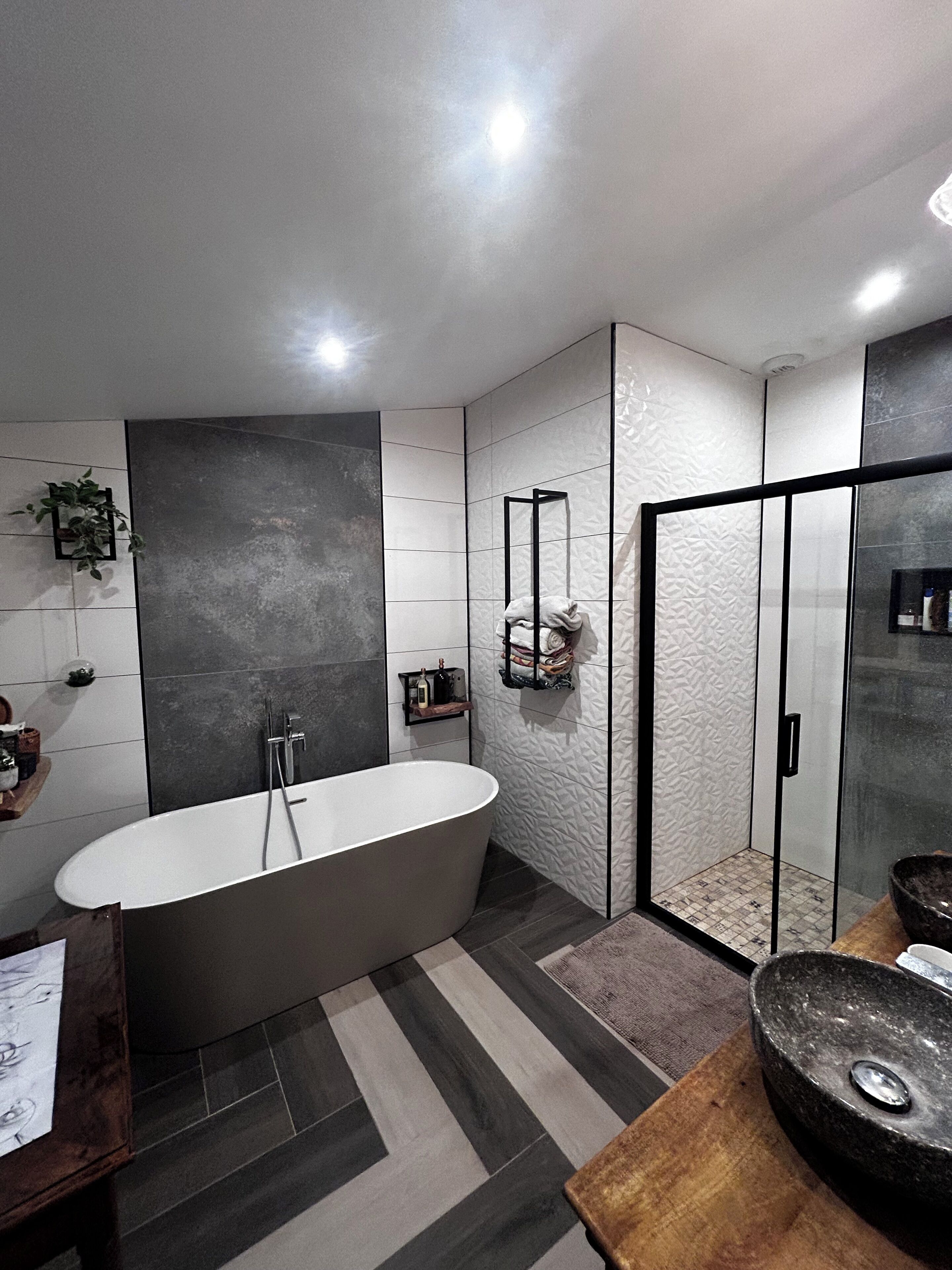 Shower, hair dryer, towels, toilet paper