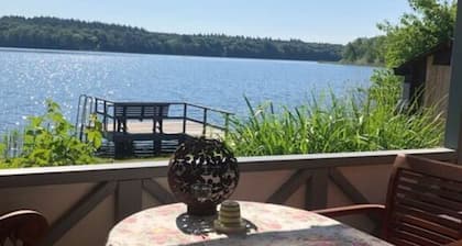 Schaalseehobbit Modern Retreat