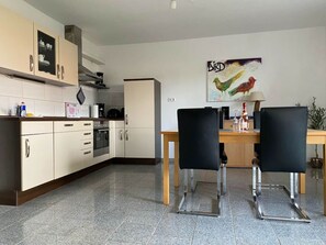 Casa | Cucina privata | Bollitore elettrico, tostapane