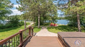 Property grounds - Sandy Beach on O'Brien Lake. Sleeps 16 (Crosslake)