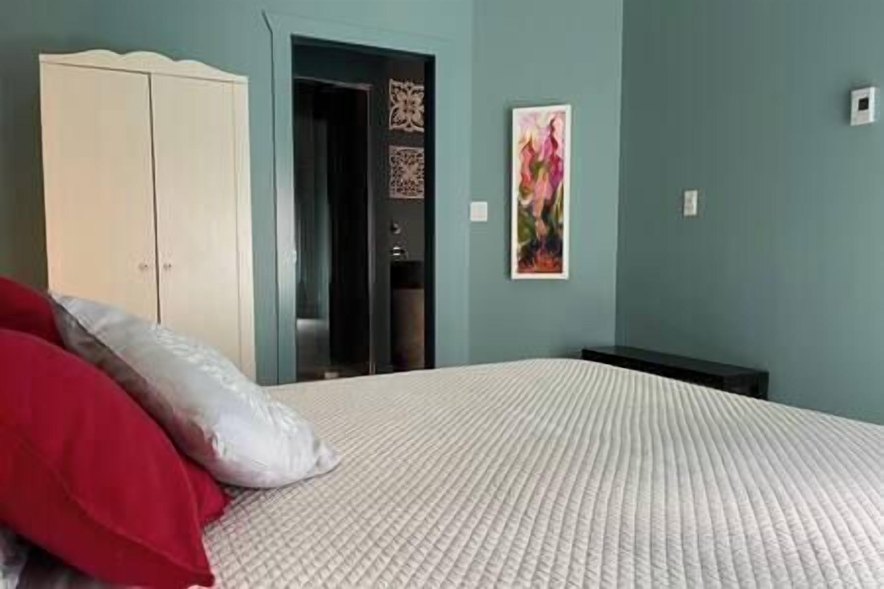 1 chambre, fer et planche à repasser, lit parapluie, Wi-Fi