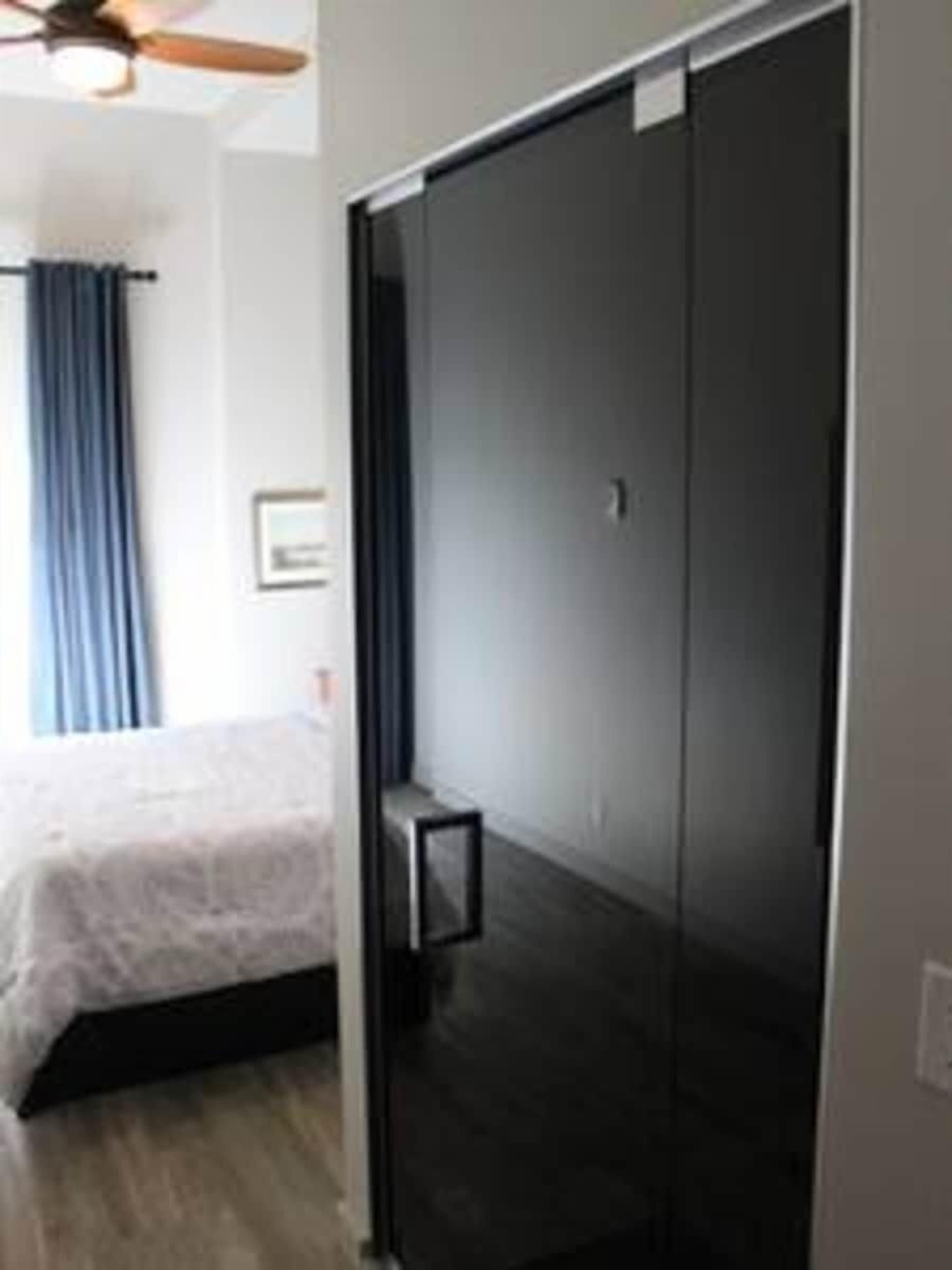 1 bedroom, iron/ironing board, travel crib, WiFi