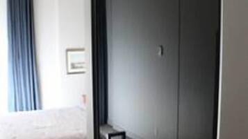 1 bedroom, iron/ironing board, travel crib, WiFi