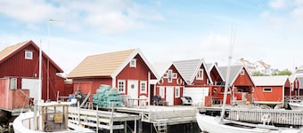 4 Person Holiday Home in Kungshamn-by Traum