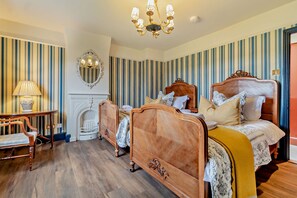 4 bedrooms, travel cot, free WiFi, bed sheets