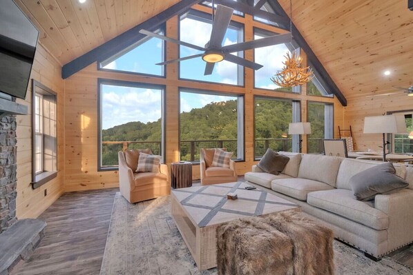 TV, fireplace, stereo - Luxe Cabin~Mountain Views+Pool Table+Theater Room (Sevierville)