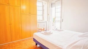 2 soverom, strykejern/-brett, wi-fi (inkludert) og sengetøy