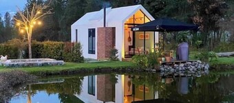 House with mountain views

