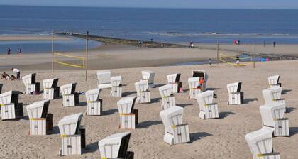 Strandfleh Modern Retreat