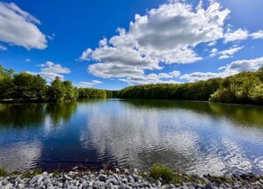 Unclassified image, 2 of 48, button - Stayframe: a designer getaway with mountain views (Monteagle)