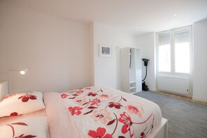 1 Schlafzimmer, Bügeleisen/Bügelbrett, kostenloses WLAN, Bettwäsche