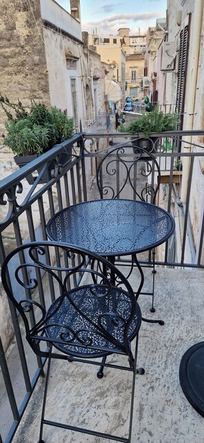 Outdoor dining - 1 Bedroom Apartment in Bisceglie (Bisceglie)