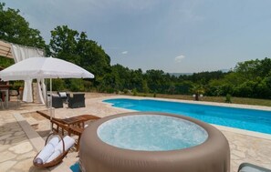 Pool - Natura Dalmatina (Hrvace)