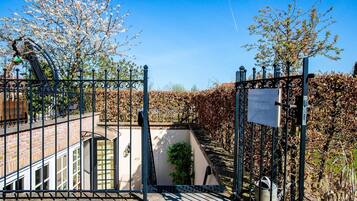 Apartment | Exterior