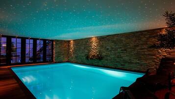 Apartment | Pool | Indoor pool, outdoor pool
