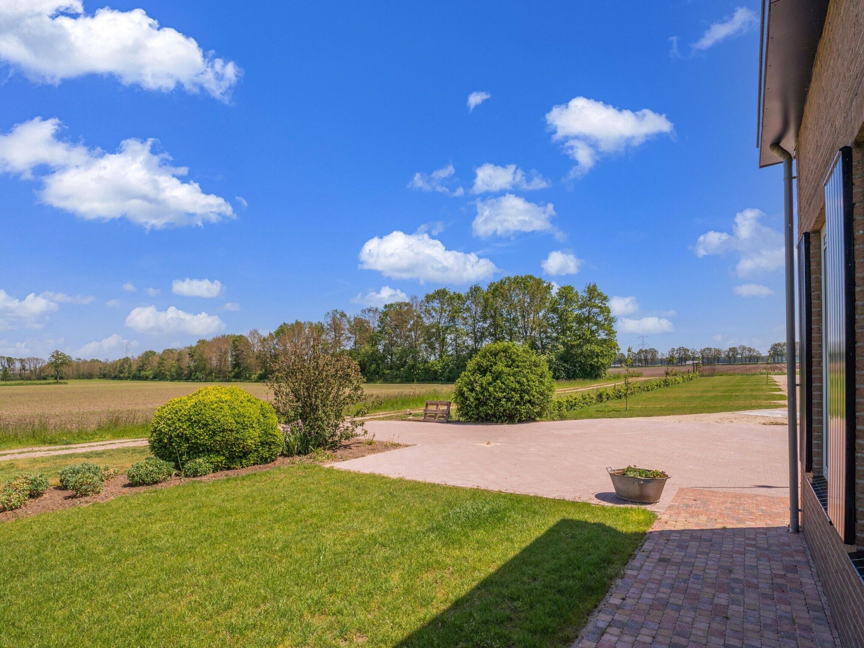 House | Bahagian luar