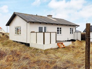 House | Exterior - 4 Person Holiday Home in Frostrup (Frøstrup)