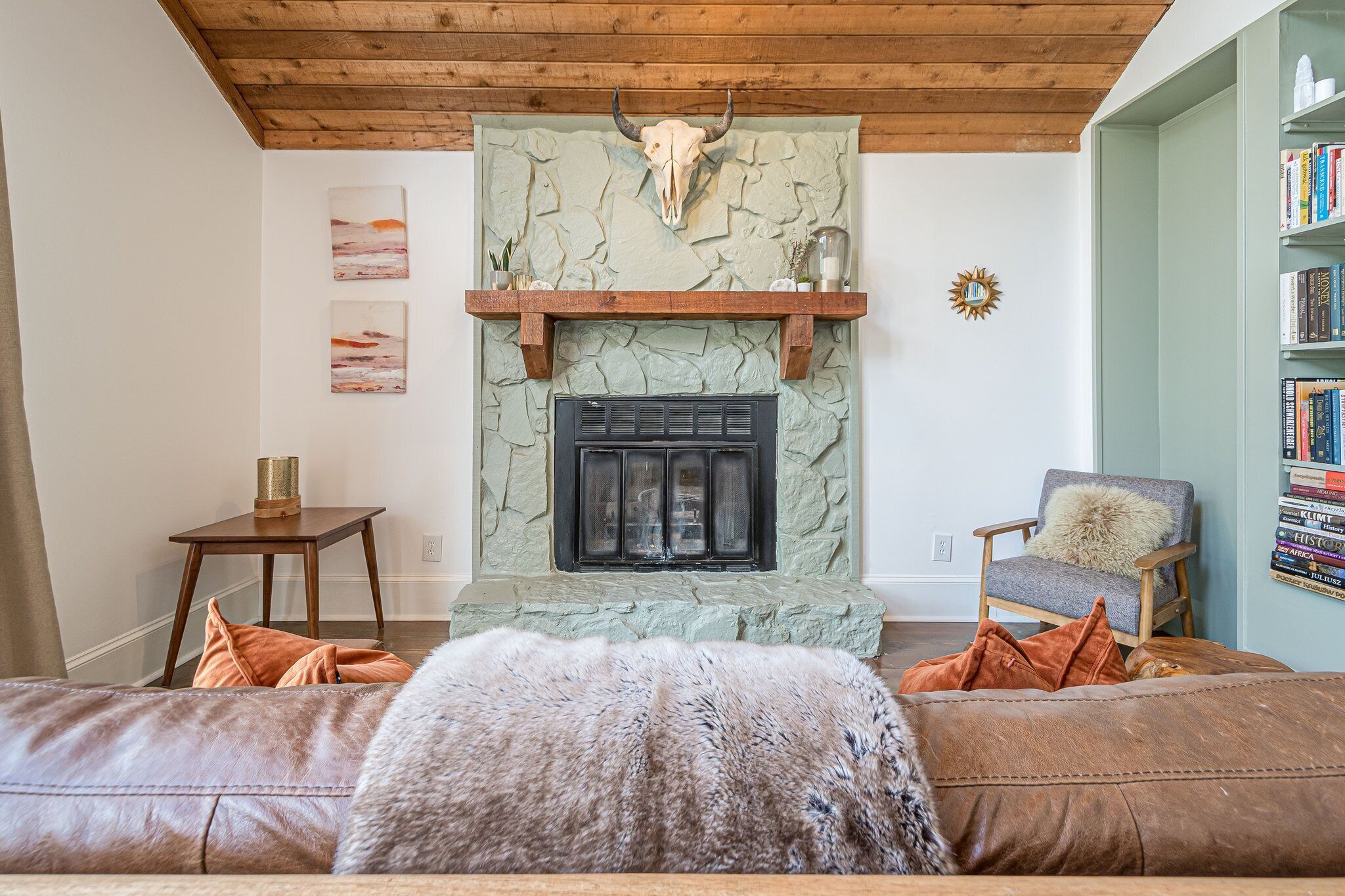  Mid- Century Retreat - Perfect for Families 4BD/2BR