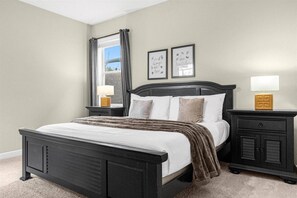 5 bedrooms, travel cot, WiFi, bed sheets
