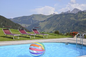 Apartment | Pool | Outdoor pool, a heated pool