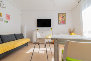Smart TV - Your oasis of peace in Corralejo, views of the ocean and volcanoes. Top pool! (Corralejo)